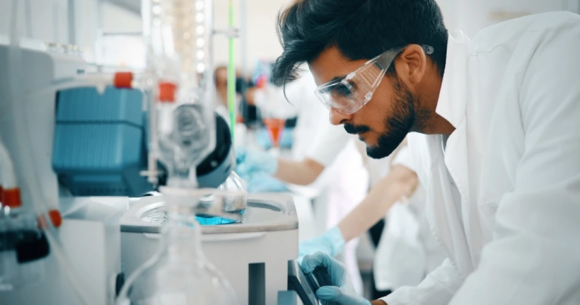 Scientist working in a laboratory