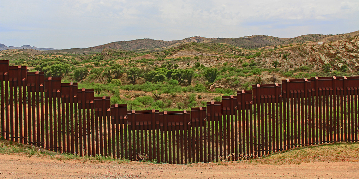 A view of the Arizona-Mexico border