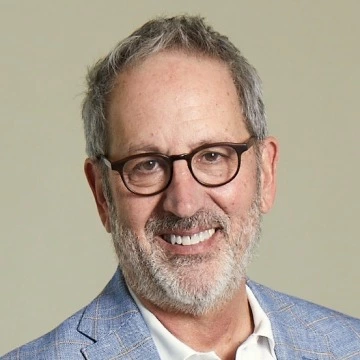 Jay Famiglietti headshot